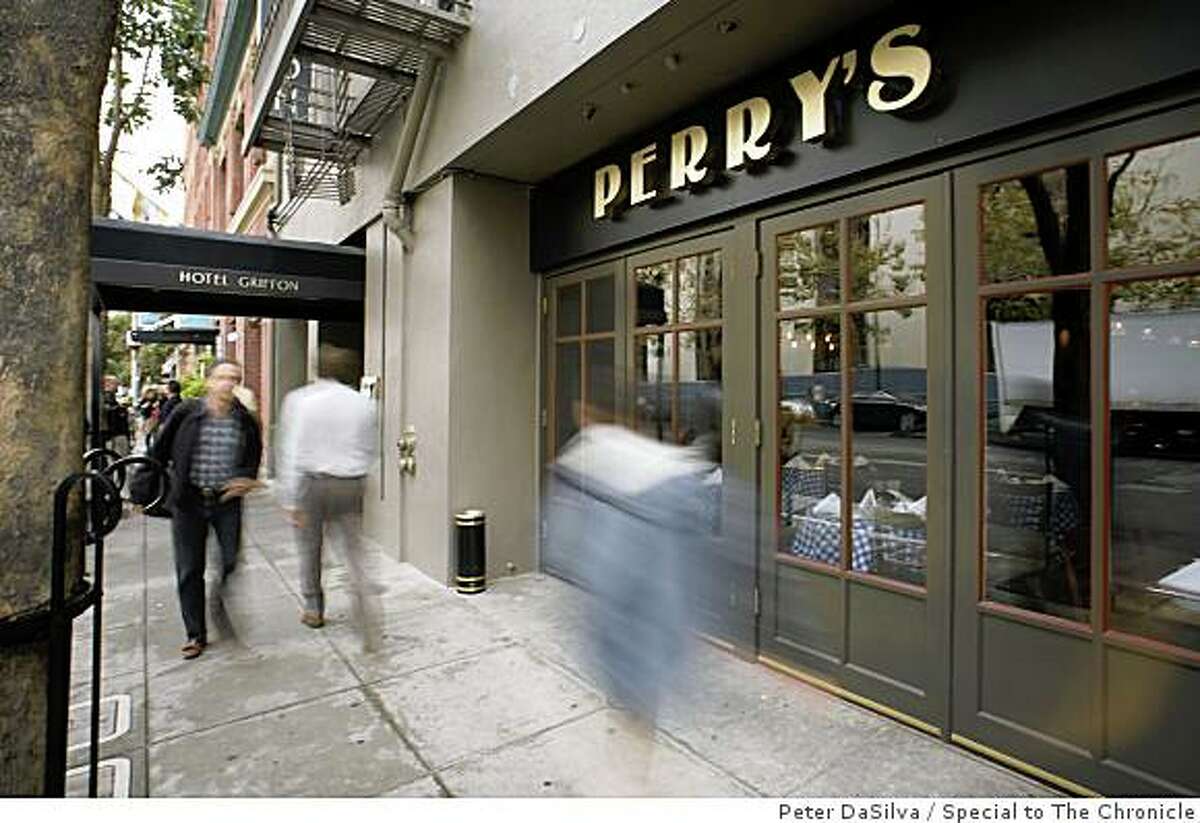 Perry's new location on Steuart Street in San Francisco, California on Oct. 31, 2008.