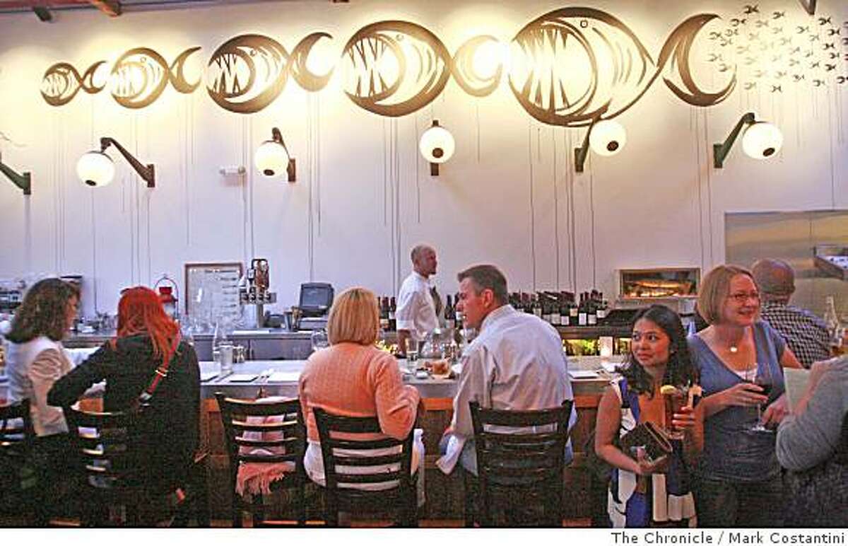 East Coast traditions celebrated at seafood house in SoMa