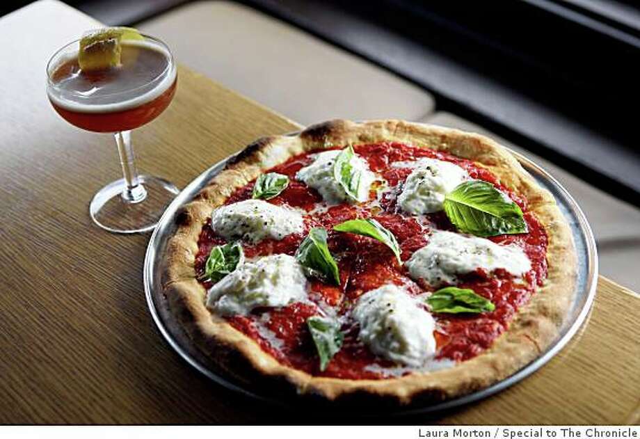 Beretta S Perfect Storm Of Pizza Drinks And Service Sfgate