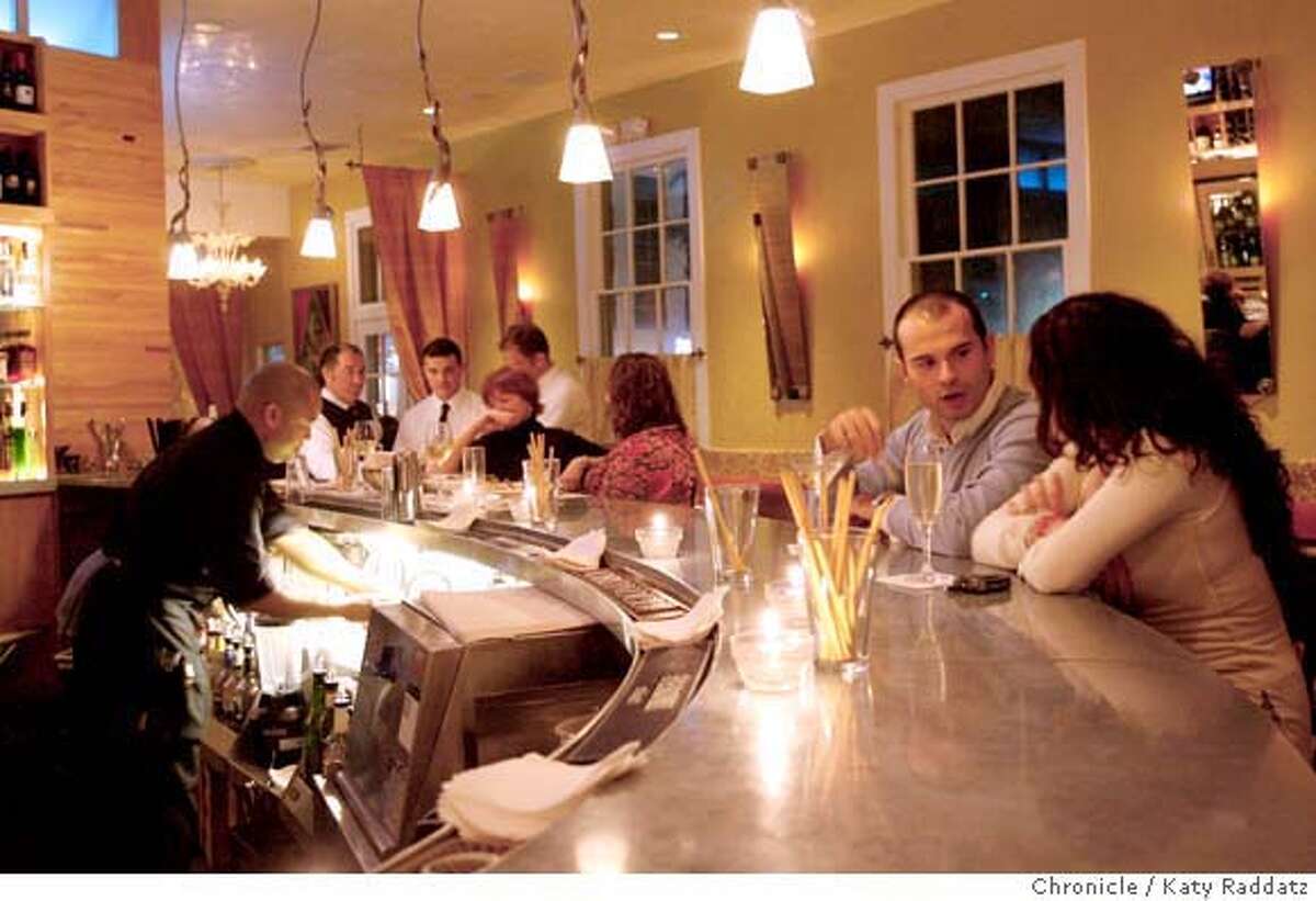 The welcoming bar area at Brio, a new Italian restaurant in Burlingame, Calif. on Thursday, February 21, 2008. Katy Raddatz/THE CHRONICLE