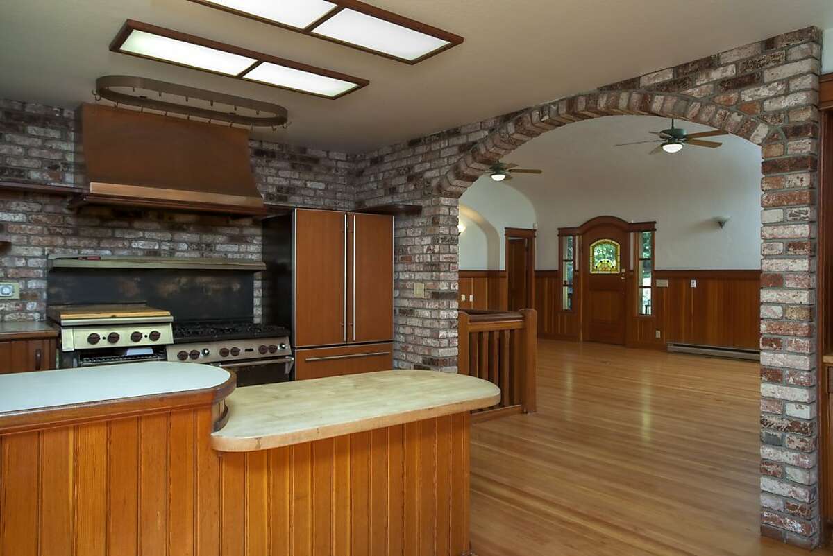 San Gregorio ranch home with wraparound veranda