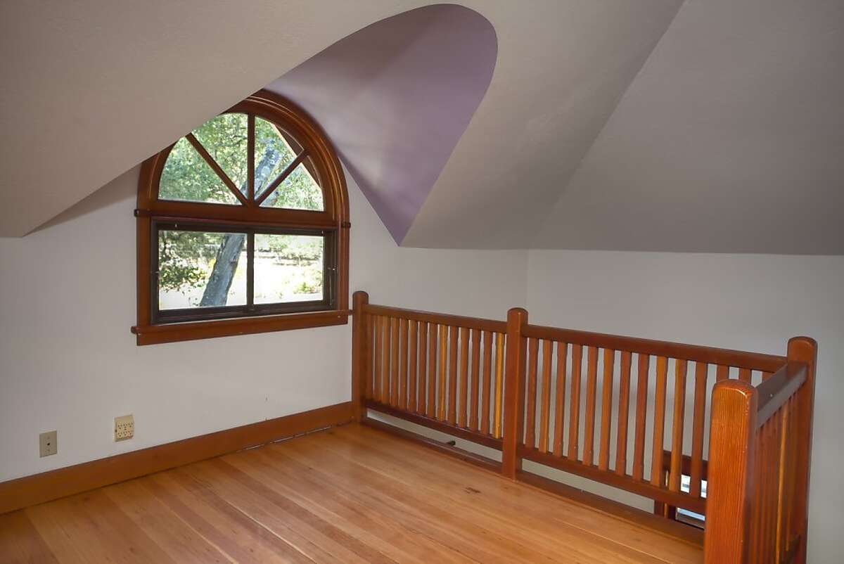 San Gregorio ranch home with wraparound veranda