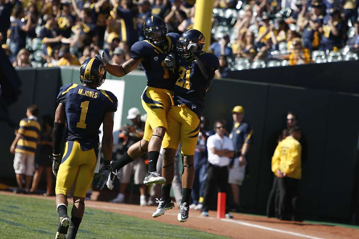 California Golden Bears wide receiver Keenan Allen (21) celebrates his touchdown in the second quarter of the Bears' game against the Presbyterian Blue Hose at AT&T Park in San Francisco, Calif., Saturday, Sept. 17, 2011.