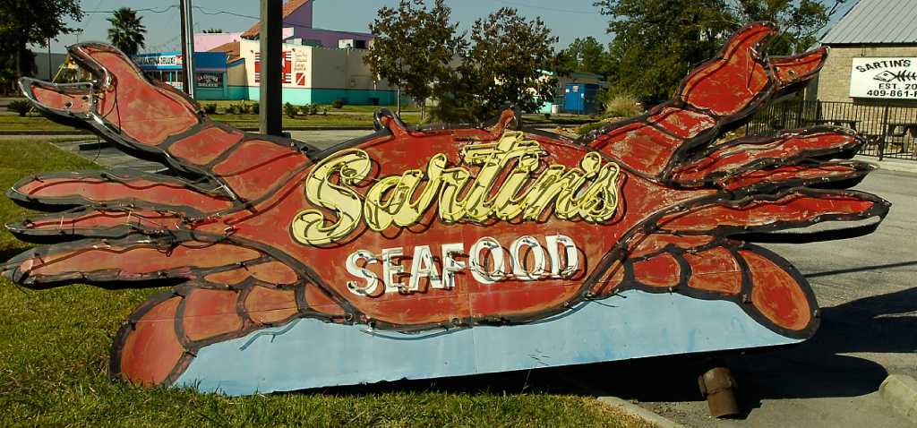 Popular seafood spot closes doors