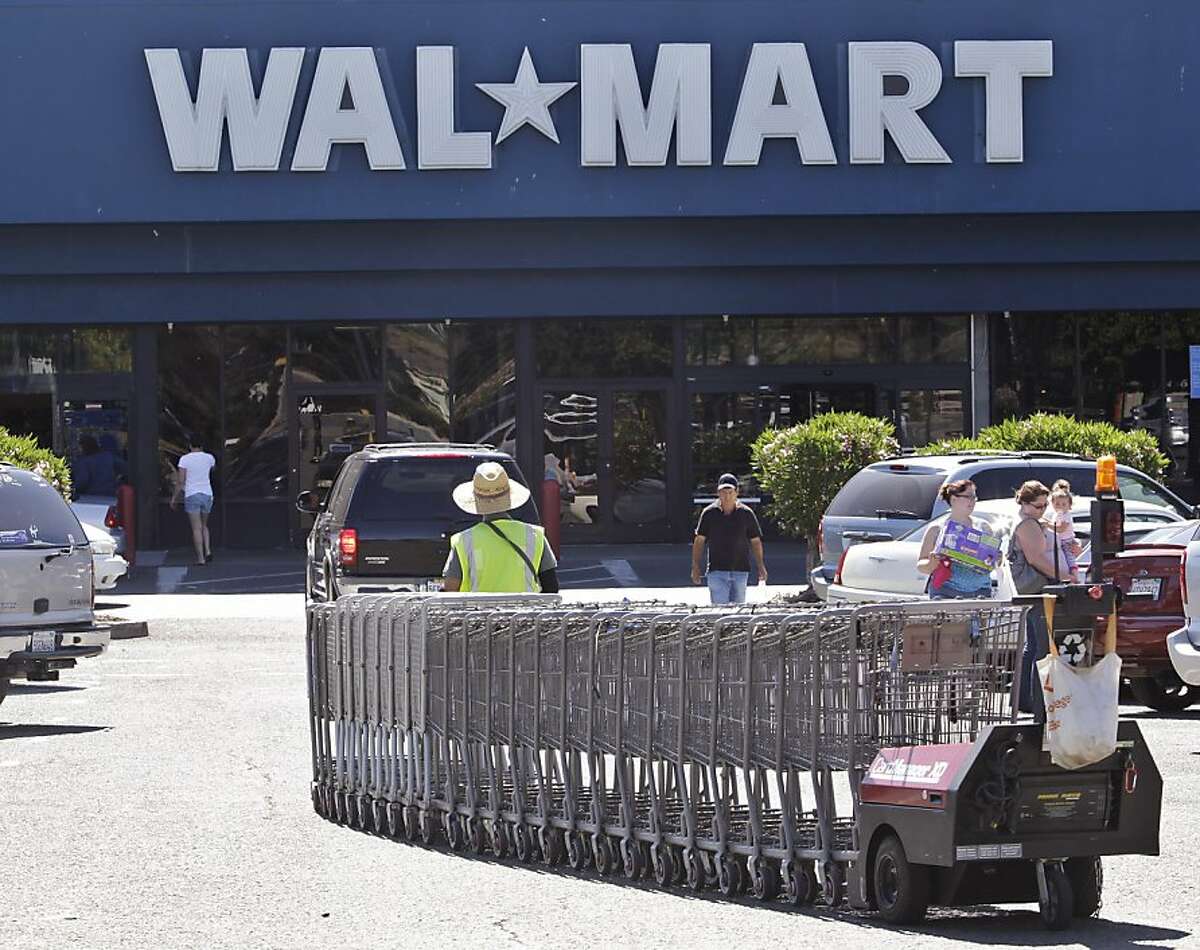 Walmart struggles to shift from bricks to clicks