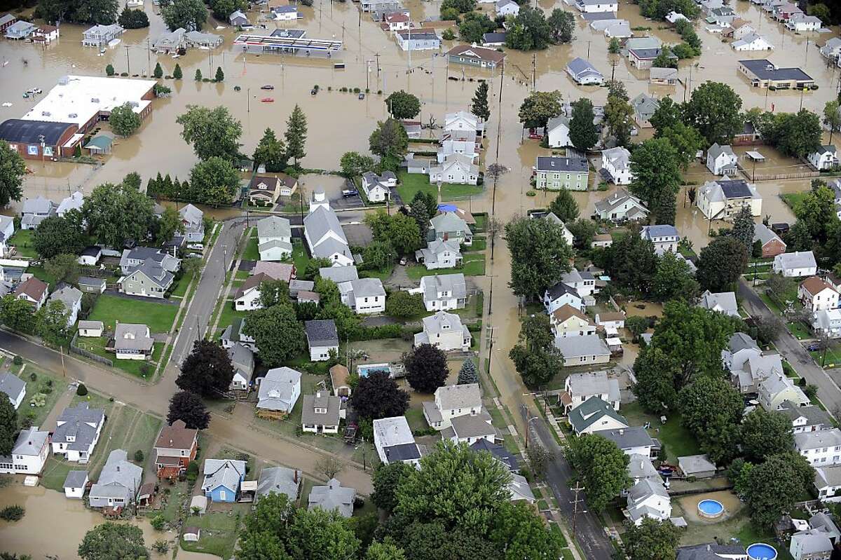 Susquehanna River recedes - flood records set