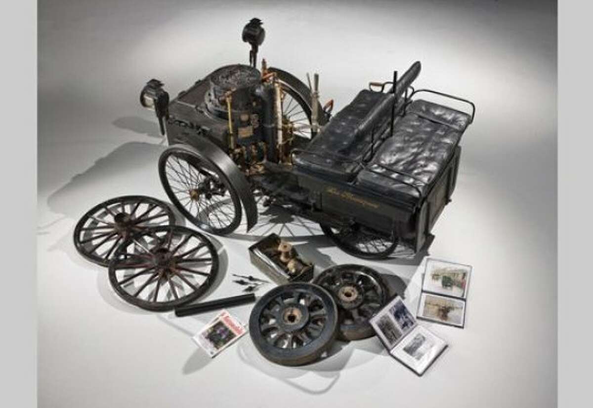 World's oldest running car 1884 De Dion Bouton Et Trepardoux