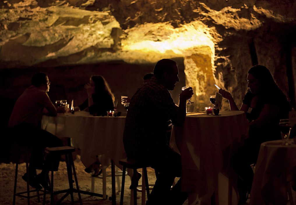 Israeli singles look for new love in ancient cave