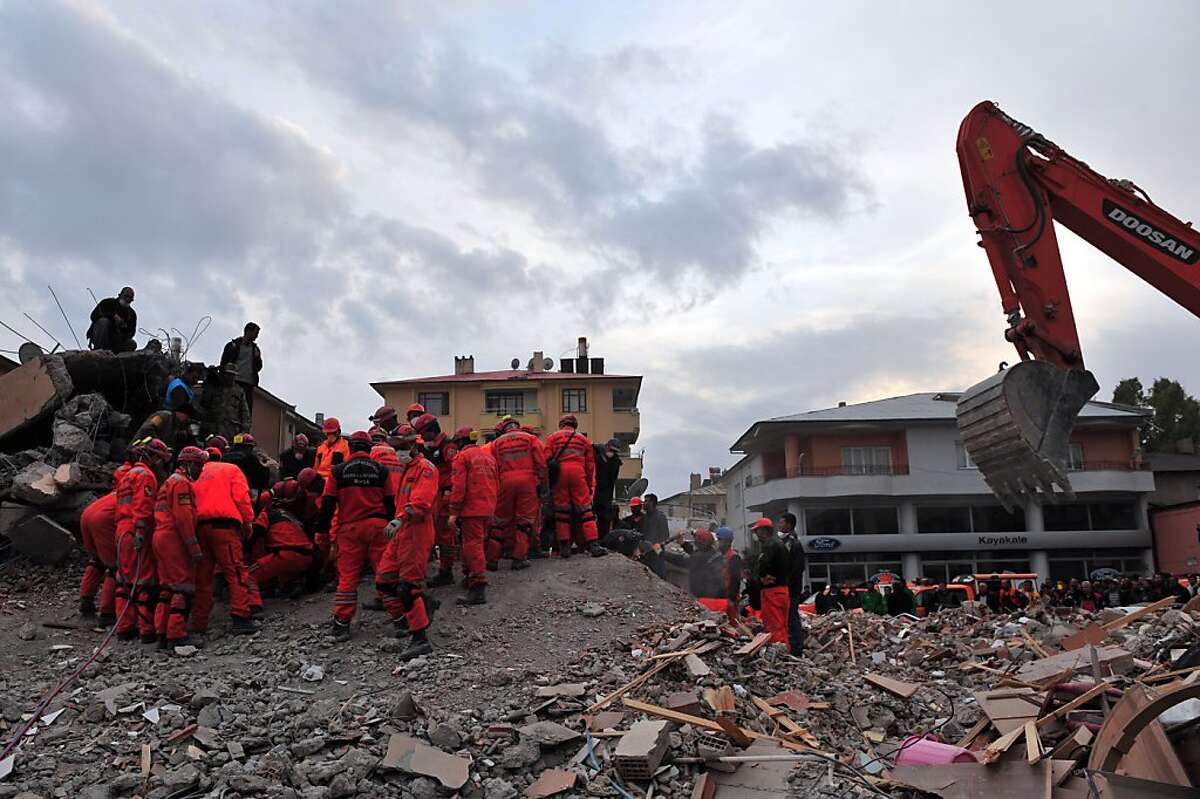 Turkey earthquake death toll at least 461