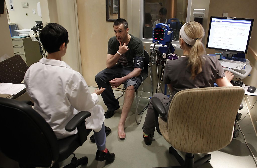 Visits To Emergency Rooms Rise As Insurance Lost Sfgate