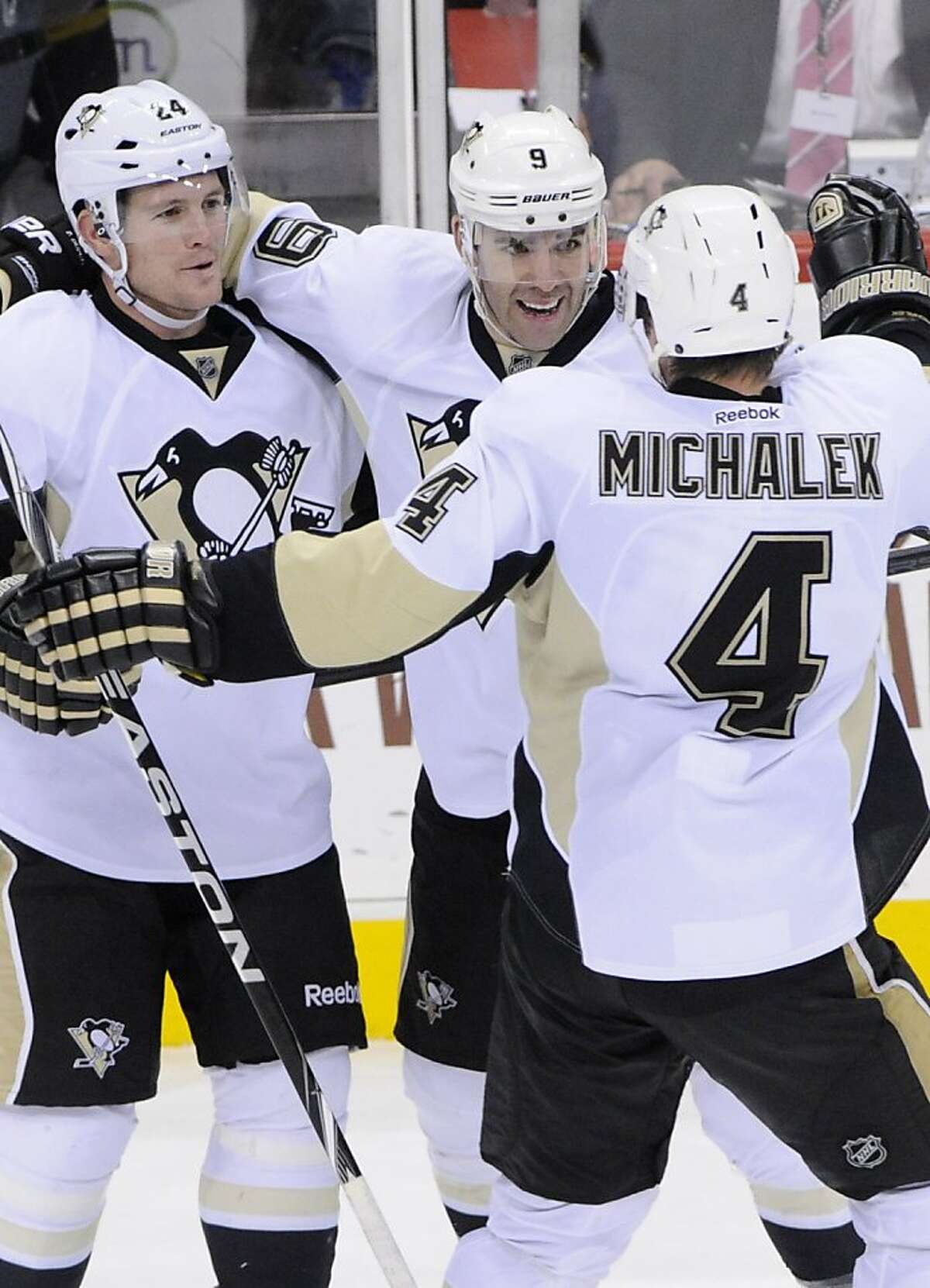 NHL game results, Oct. 18