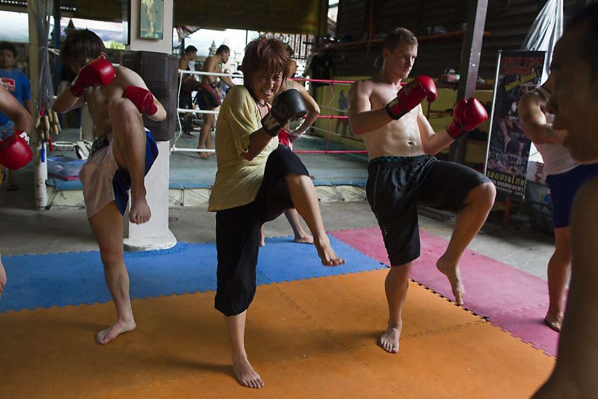 Muay Thai kickboxing in Thailand
