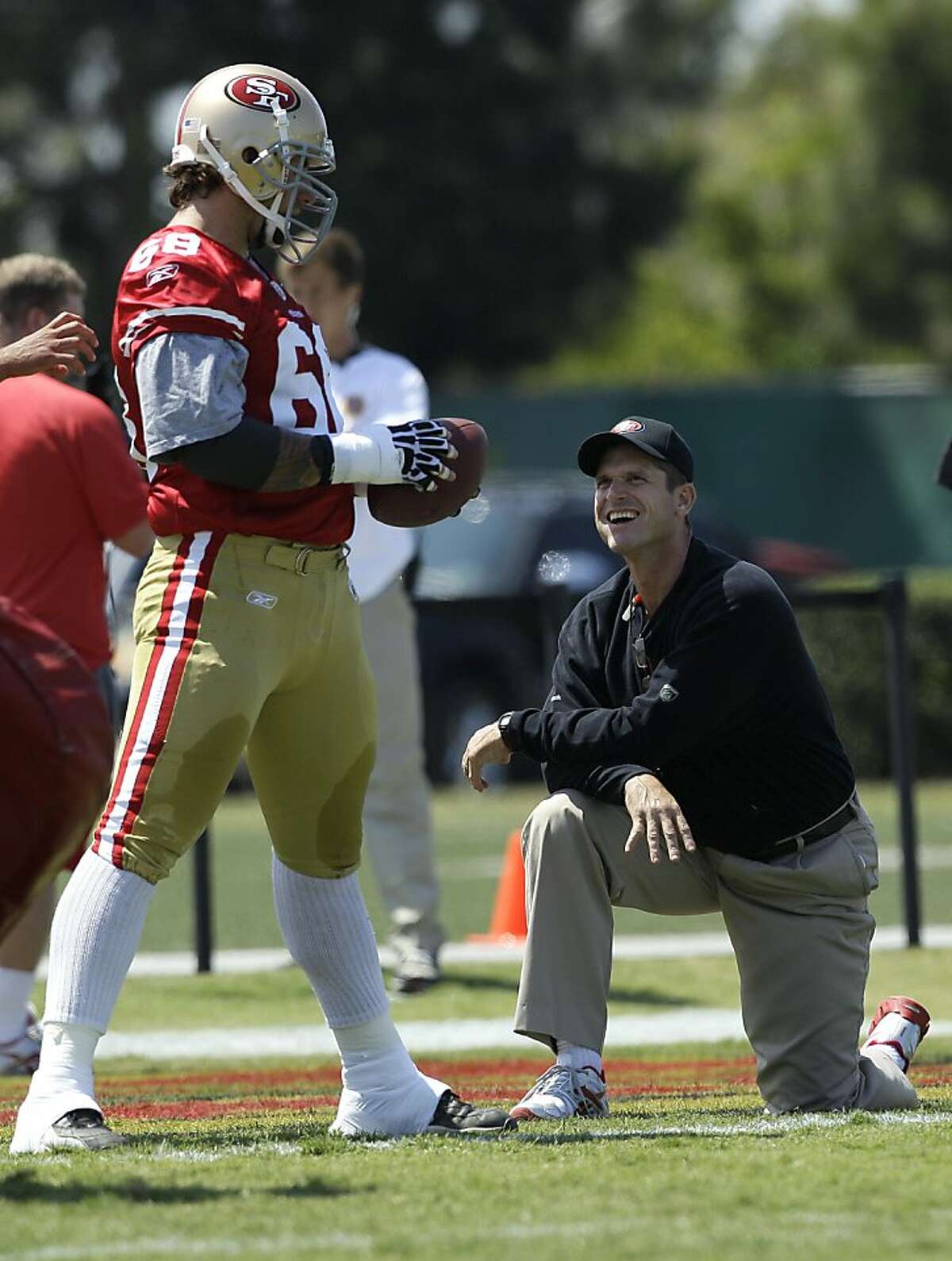 49ers return to first full week of training camp