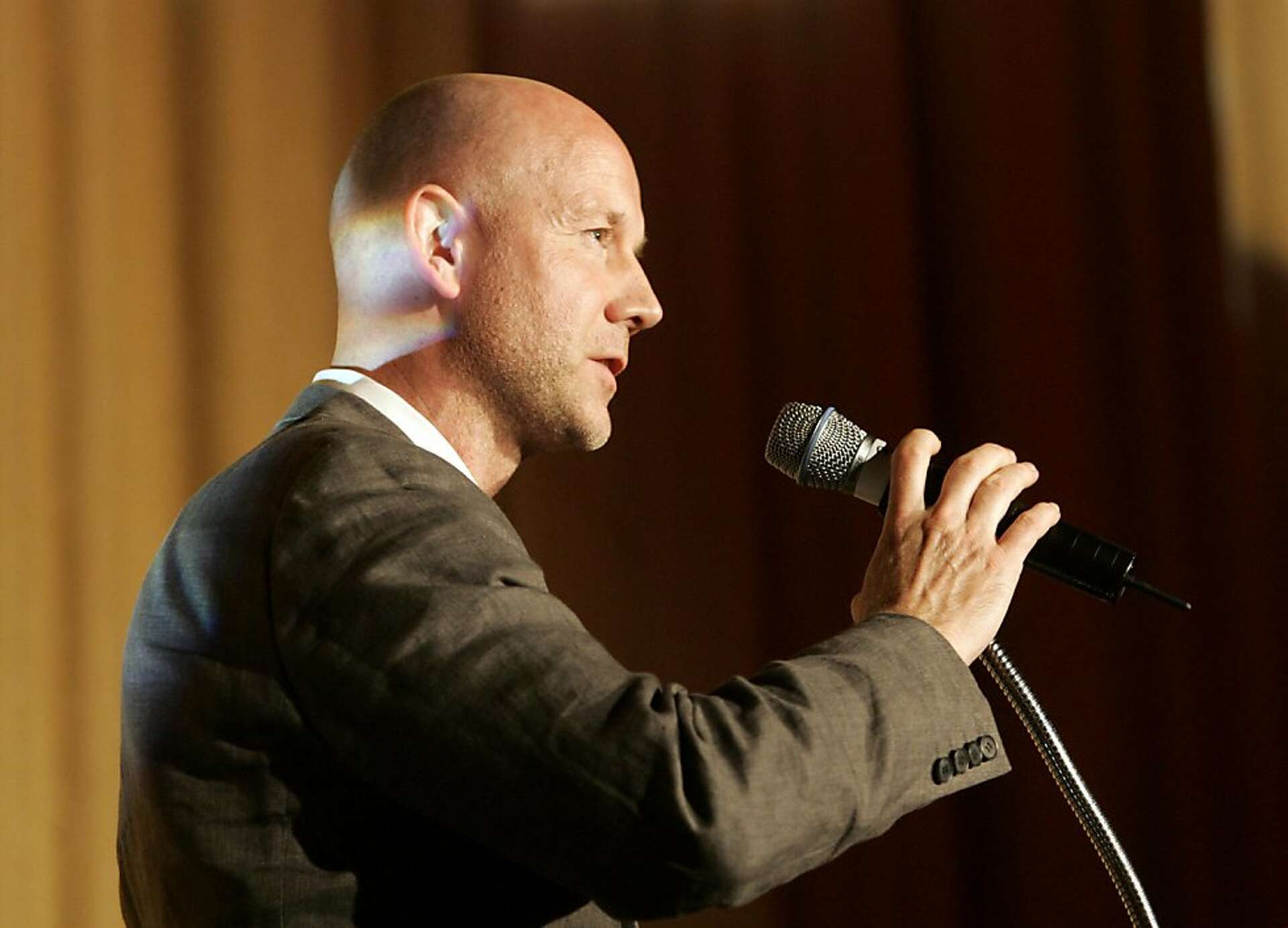 Graham Leggat, leader of S.F. Film Society, dies