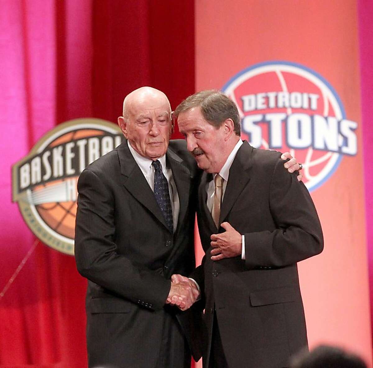 Mullin, VanDerveer, Rodman are in Hall of Fame