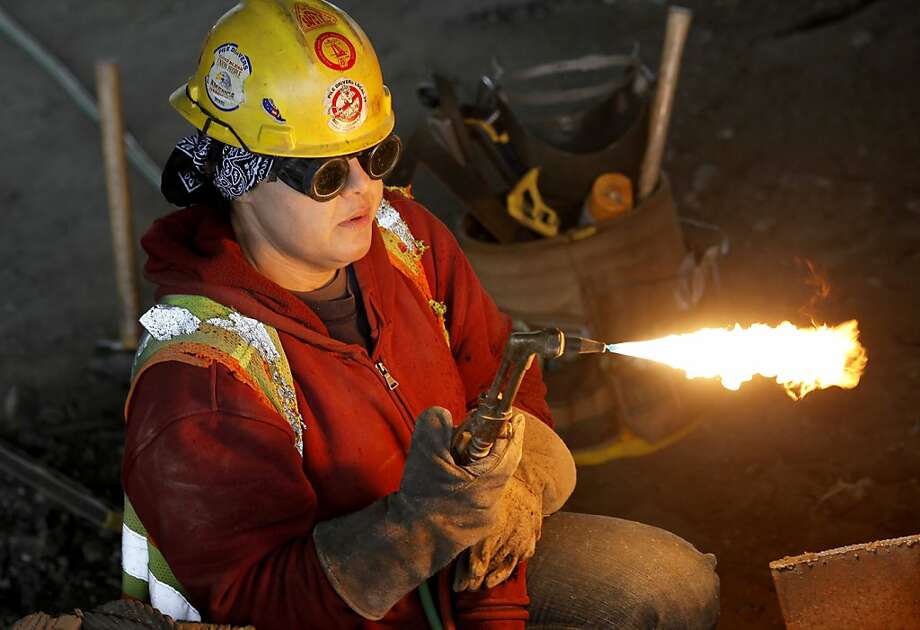 Welder Gets Her Chance Of A Lifetime On Bay Bridge Sfgate - vonie bower adjusts her torch for cutting some steel vonnie bower is a pile driver