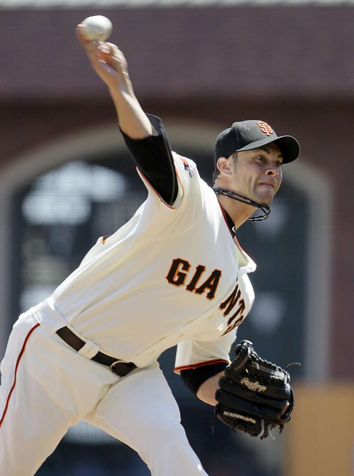 Giants' Ryan Vogelsong is a thrill on the hill