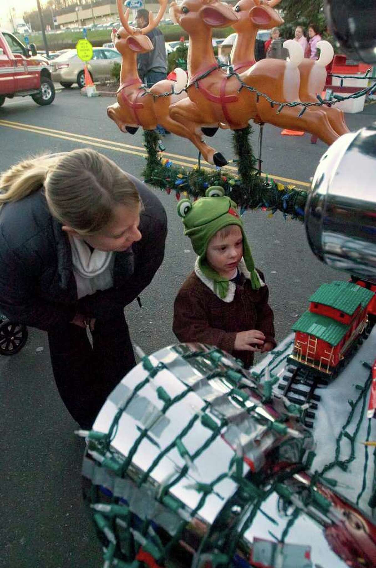 Stew Leonard's ushers in the holiday season