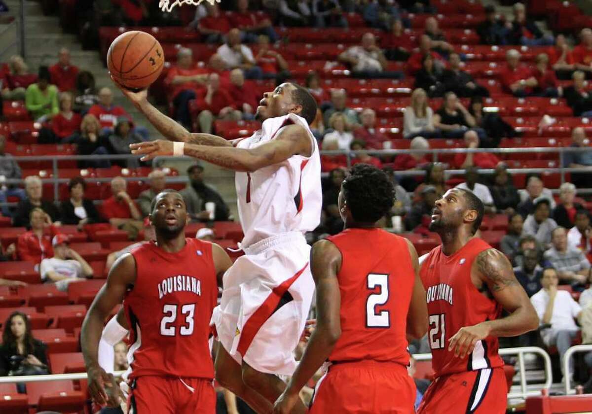 Lamar basketball dominates Louisiana-Lafayette