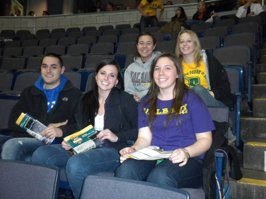 Seen Ualbany Vs Siena Basketball Albany Cup 2011