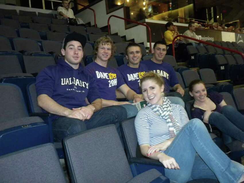 Seen Ualbany Vs Siena Basketball Albany Cup 2011