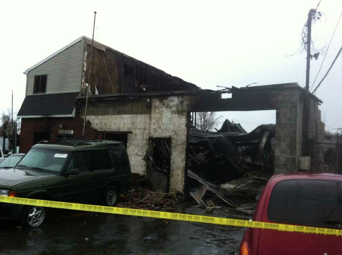 Fire destroys auto shop involved in Faisal Shahzad investigation