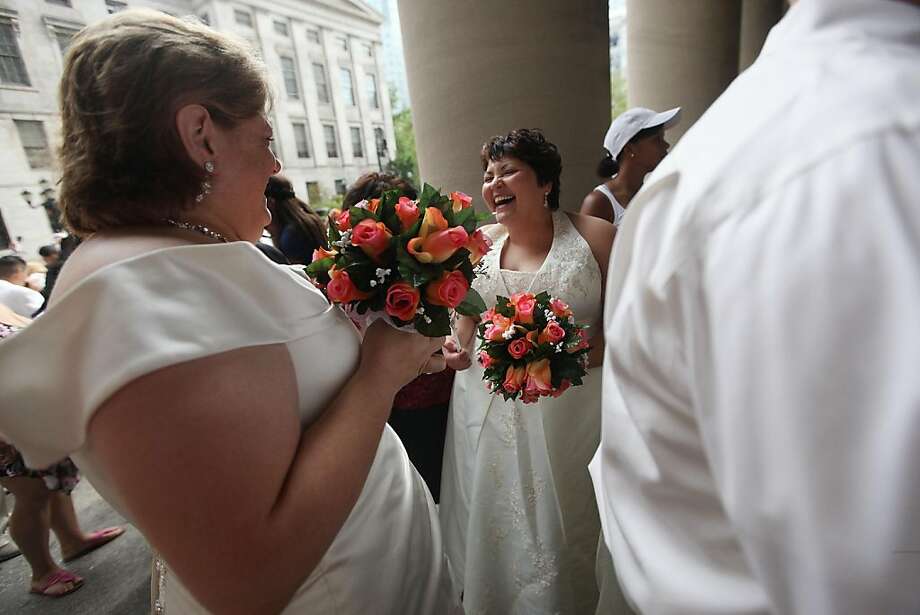 Same Sex Marriages Begin In New York Sfgate