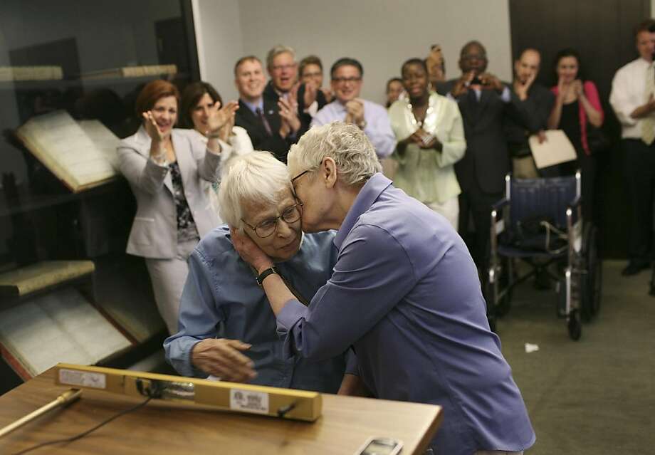 Same Sex Marriages Begin In New York Sfgate