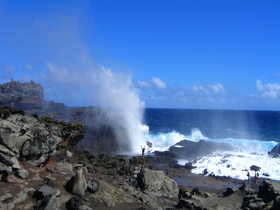 hawaii-s-most-dangerous-spots-and-how-to-survive-them