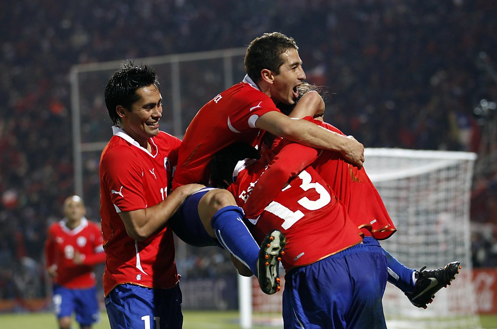 Chile, Uruguay win at Copa America