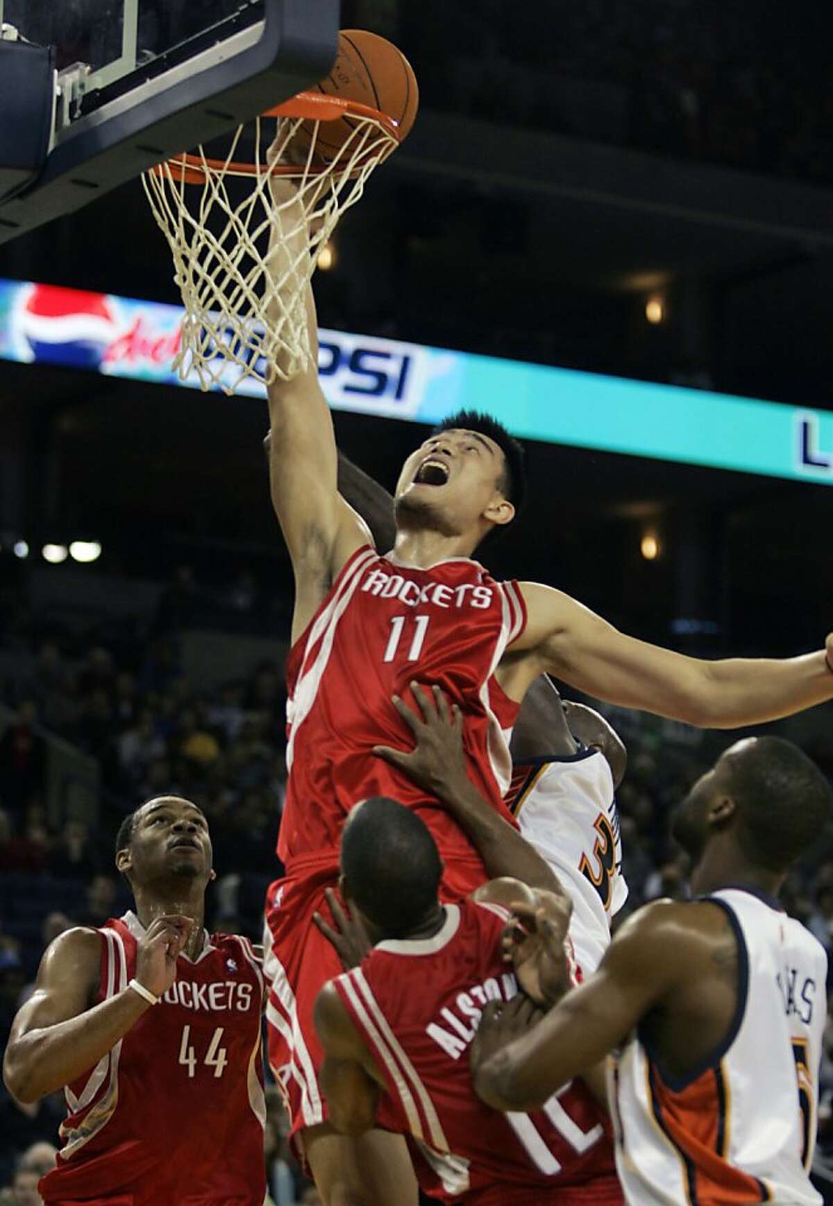 Rockets' Yao Ming Is Reportedly Retiring From NBA