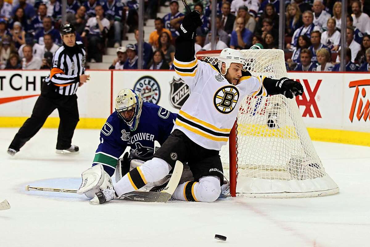 Boston Bruins dominate Game 7