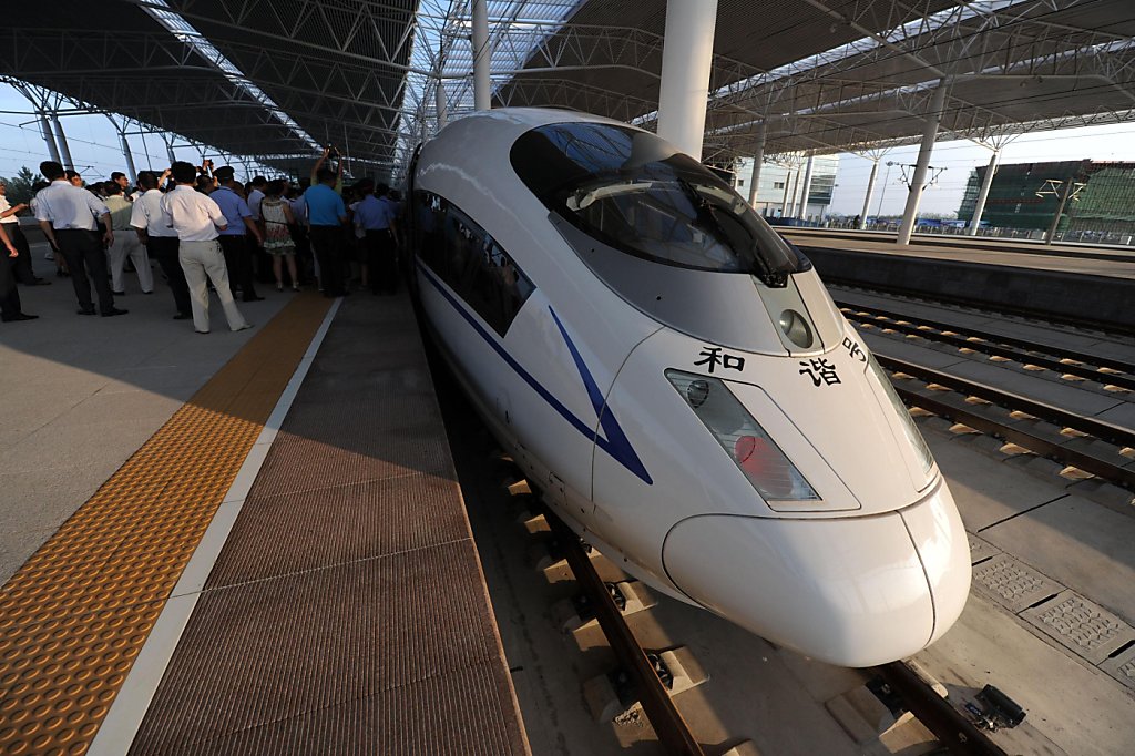 China reveals bullet train that travels at 200 mph