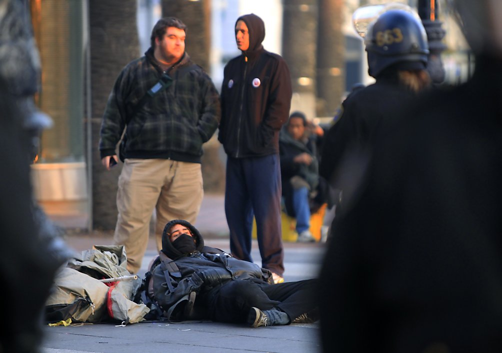 Occupy Sf Regroups After Raid Clashes With Cops 