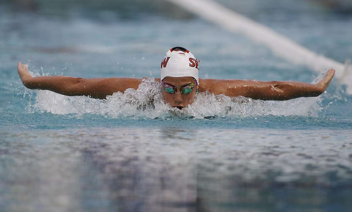 Michael Phelps Wins Backstroke In Santa Clara