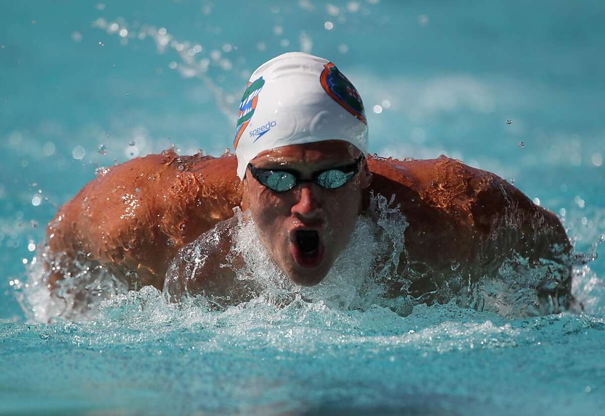 Michael Phelps Wins Backstroke In Santa Clara