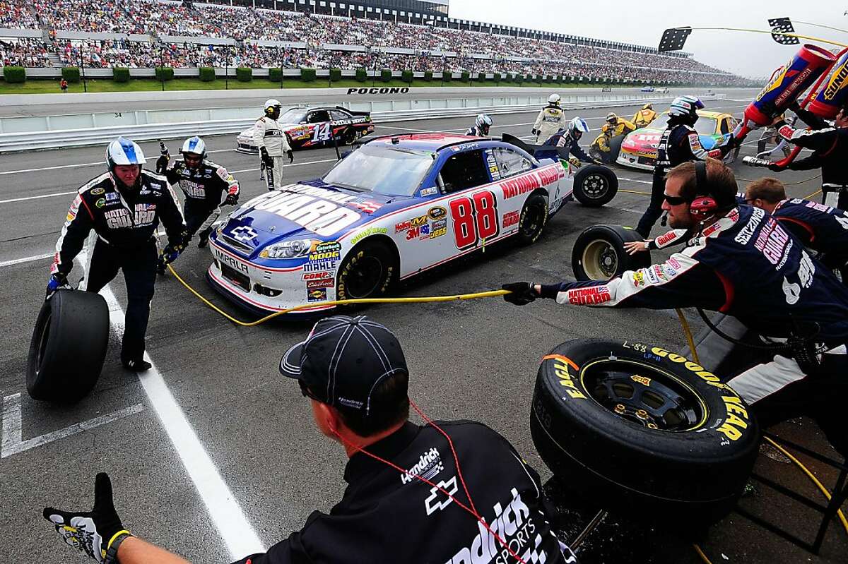 Historic win for Jeff Gordon at Pocono Raceway