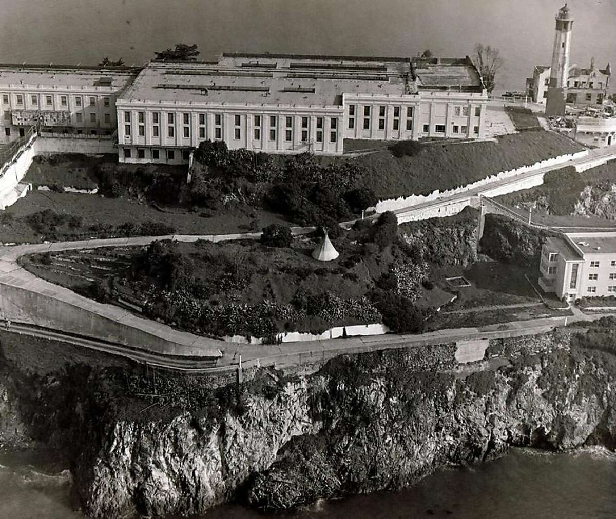 Occupation Of Alcatraz Helped Indians Make Gains