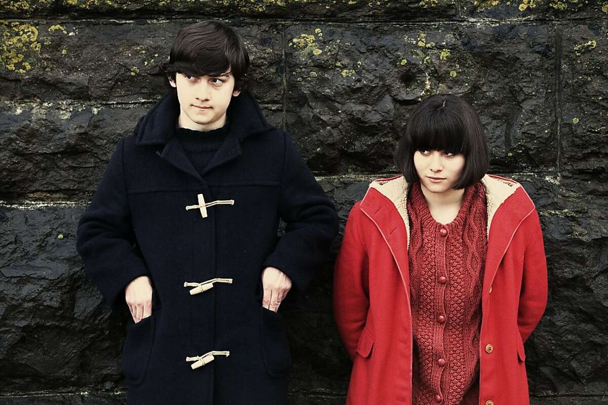 Submarine' review: Comedy's worldview can be dark Submarine' review: Comedy's worldview can be dark