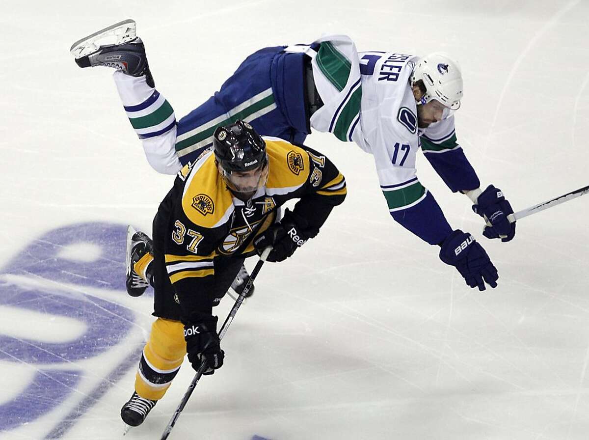 Bruins Blank Canucks, Even Stanley Cup Finals