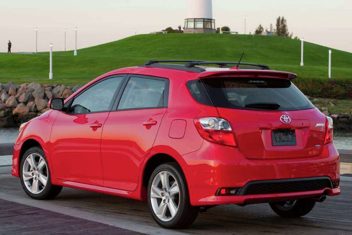 Houston woman: GM recall notice came 2 months after crash took her legs