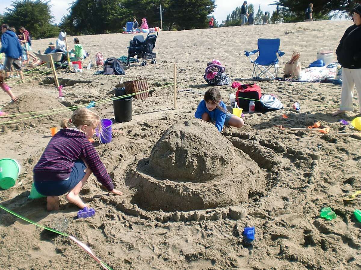Sand Castle and Sand Sculpture Contest in Alameda