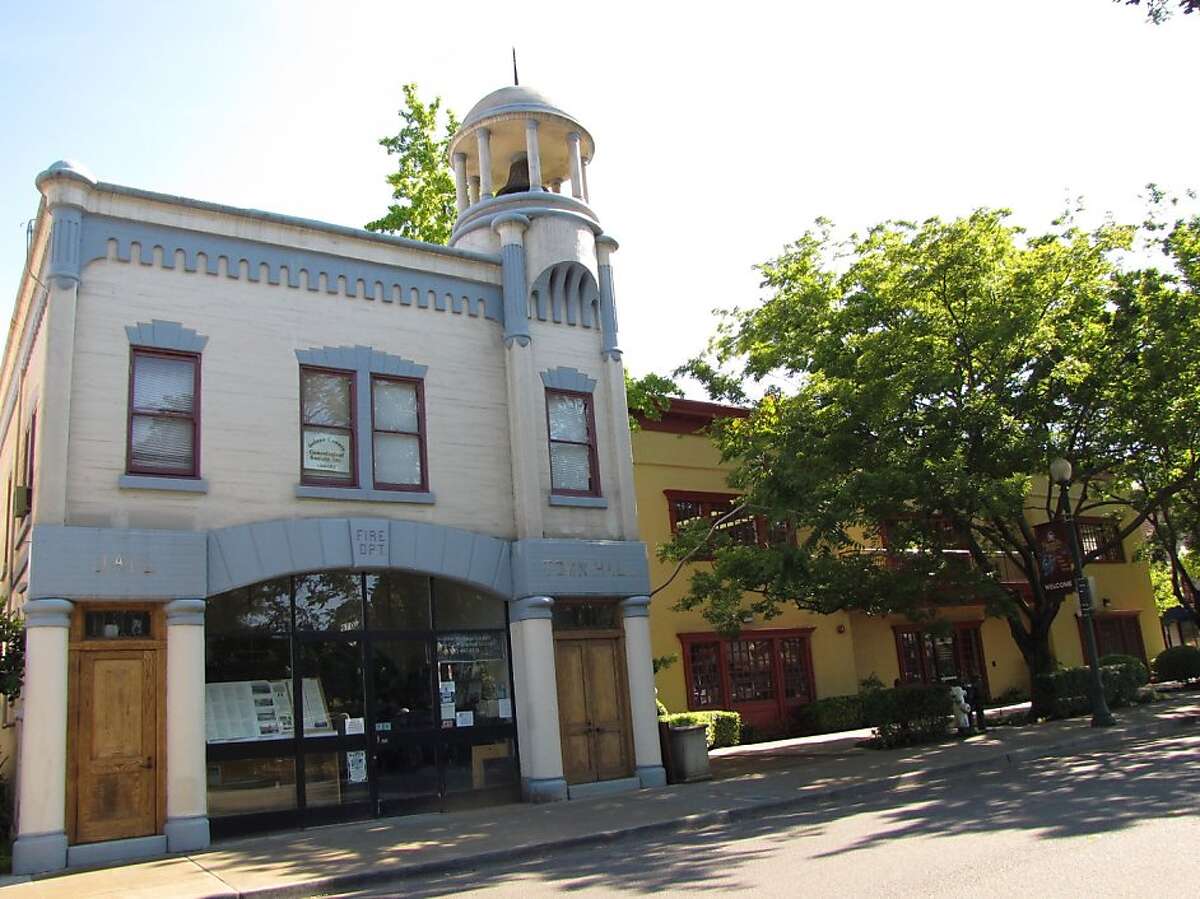 Merchant and Main streets, Vacaville