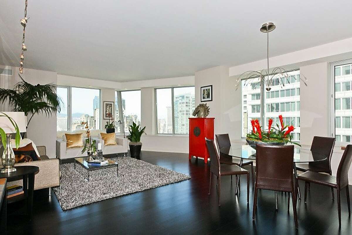 SF's St. Regis luxury condo offers views, prestige