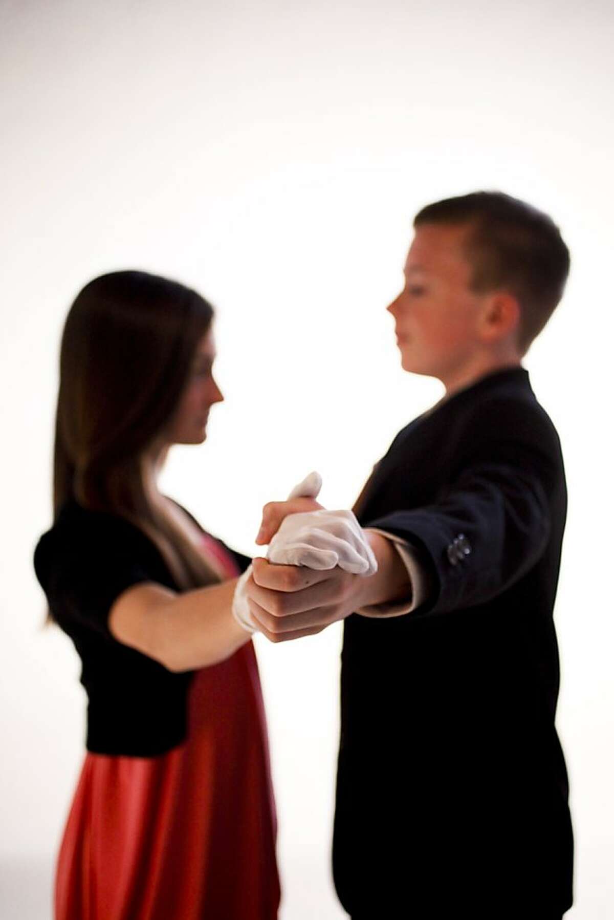 MidWeeklies instructs kids in manners and dancing