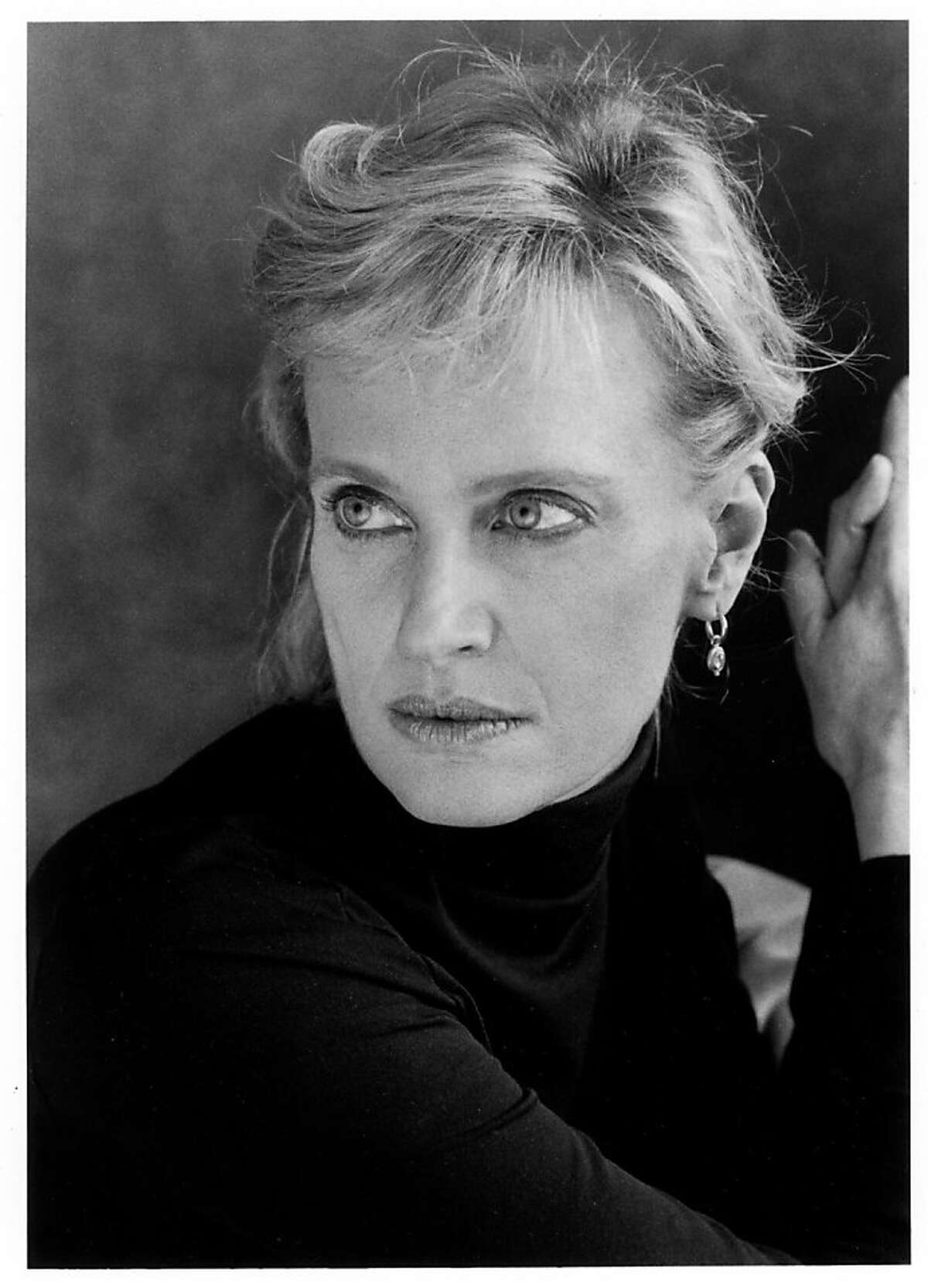 siri hustvedt. author of "the shaking woman"
