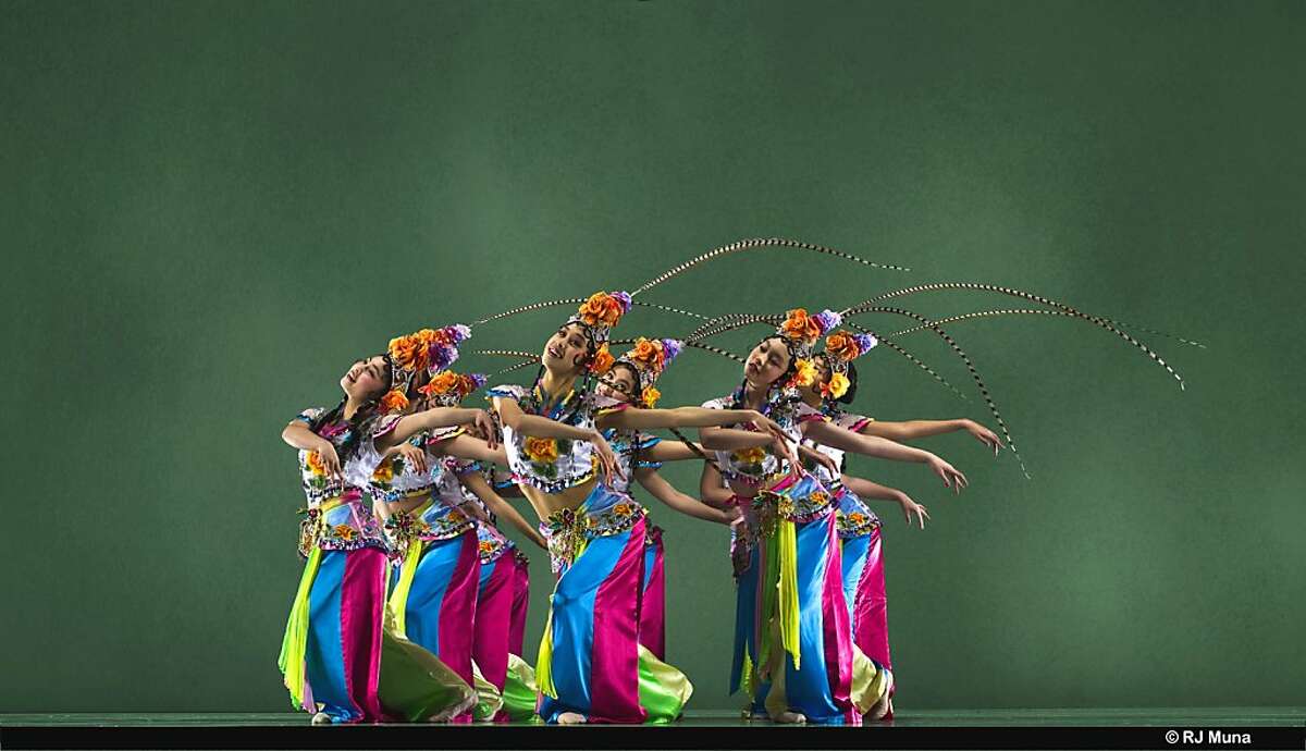 China Dance Theater, photo by RJ Muna, performs for free as part of National Dance Week