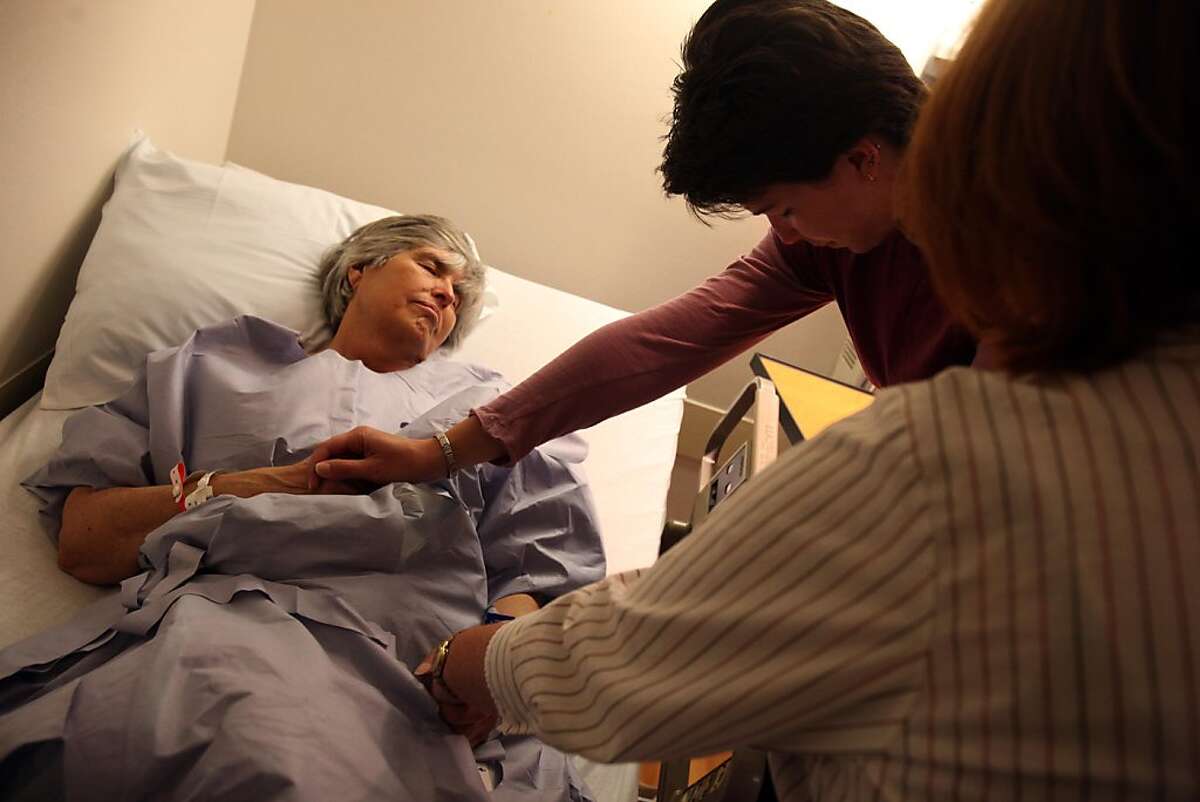 Hospital's 5transplant kidney swap a state record