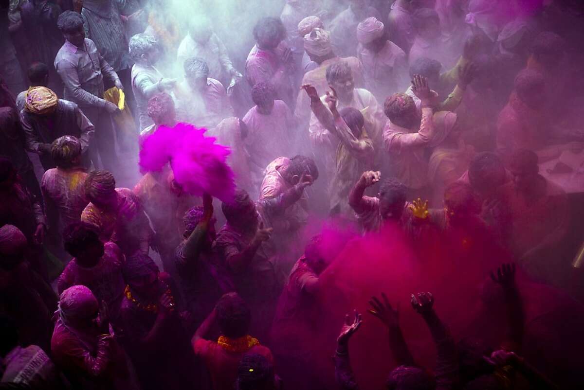 Holi The Spring Festival Of Colors 