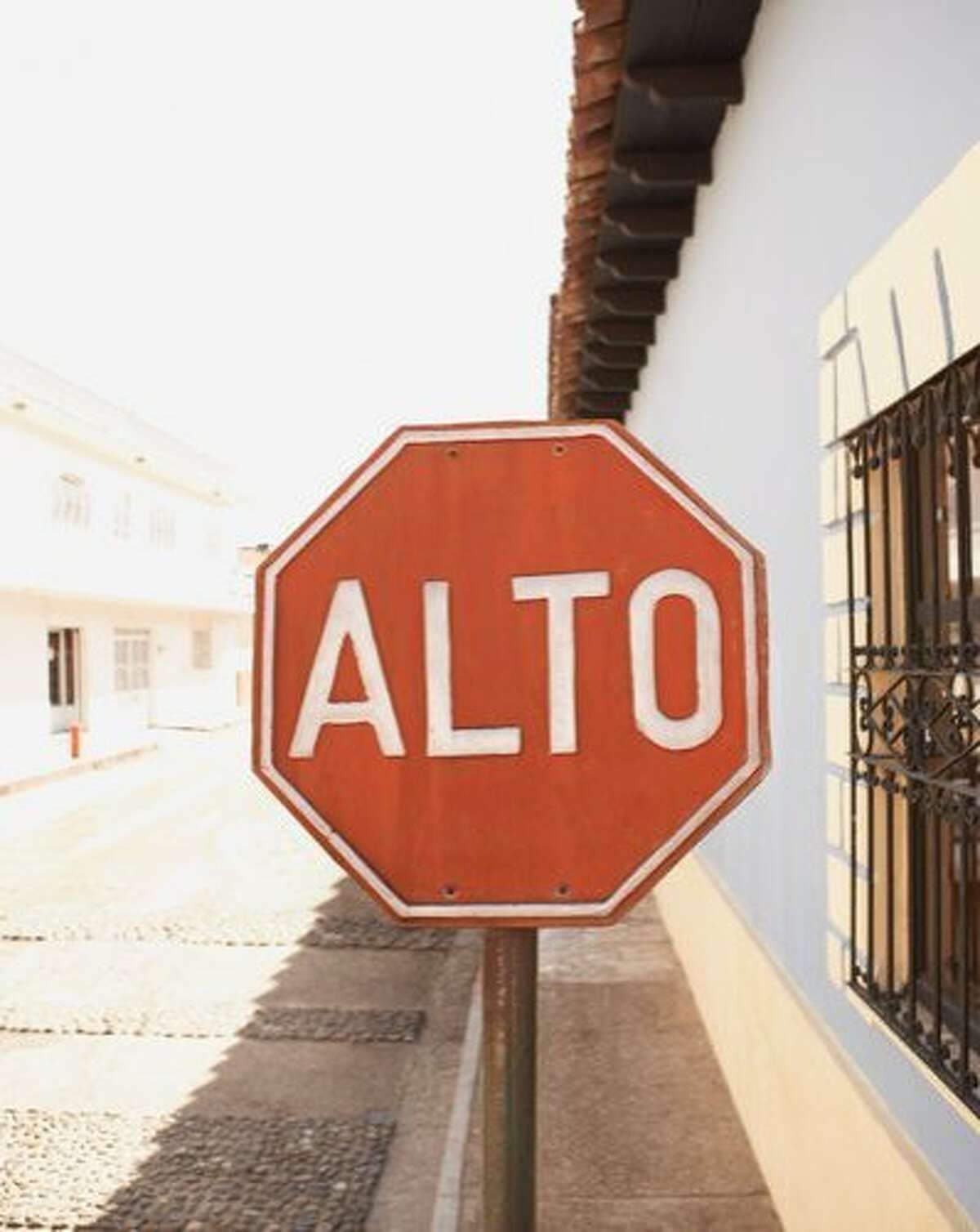How to make sense of road signs in Spanish
